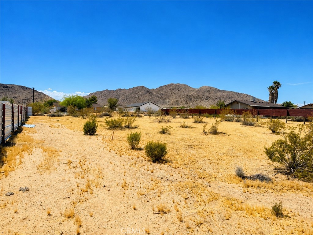 4837 Avenida Del Sol Property Photo 1