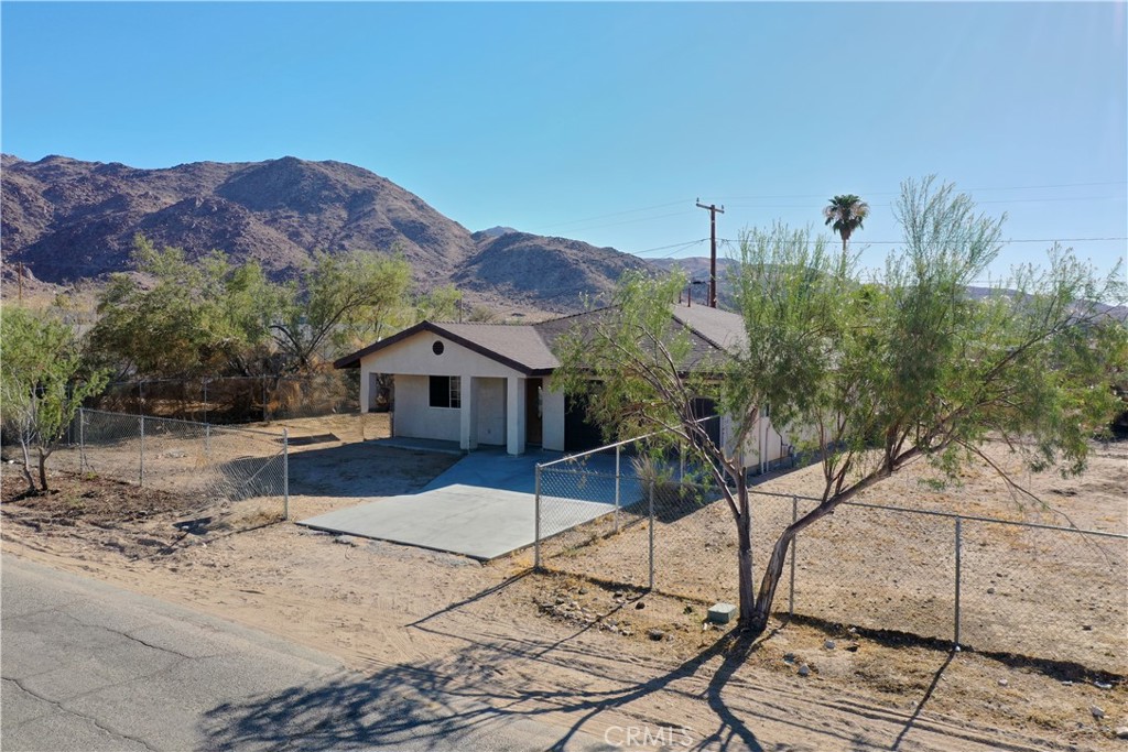6966 Juniper Property Photo 6