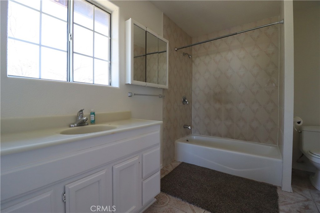 6966 Juniper Property Photo 16