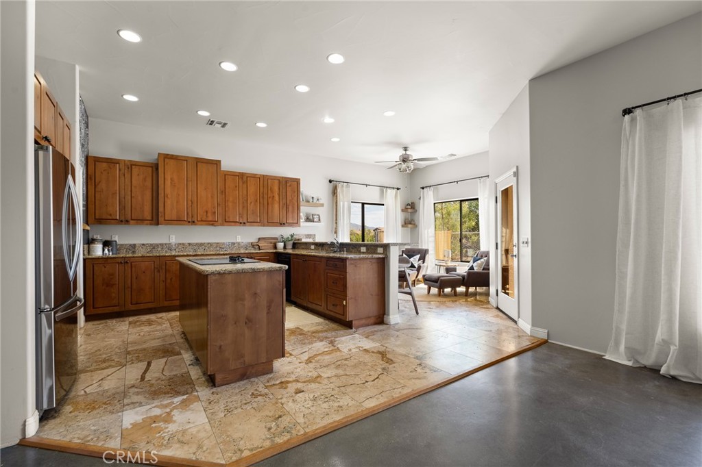 6220 Farrelo Property Photo 15
