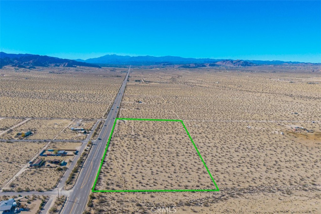 65810 29 Palms Property Photo 2