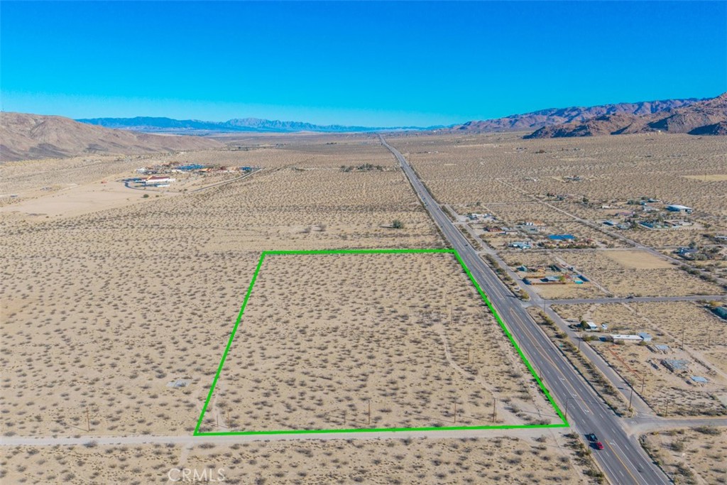 65810 29 Palms Property Photo 8