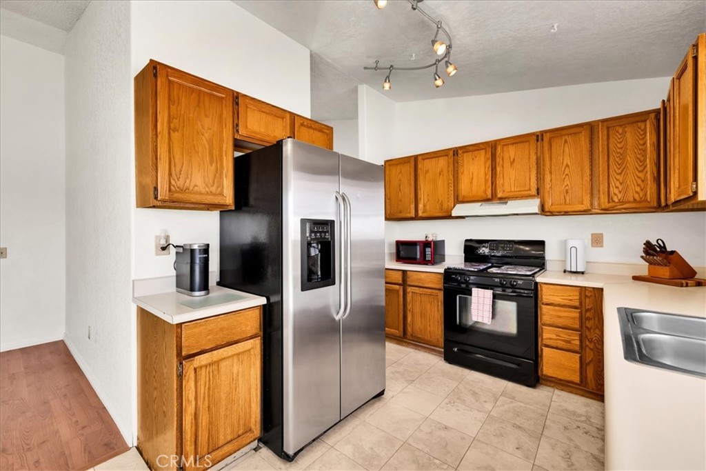 5775 Hall Ln Property Photo 13