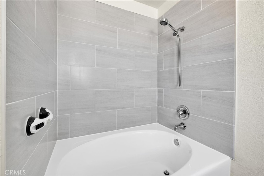 5775 Hall Ln Property Photo 22