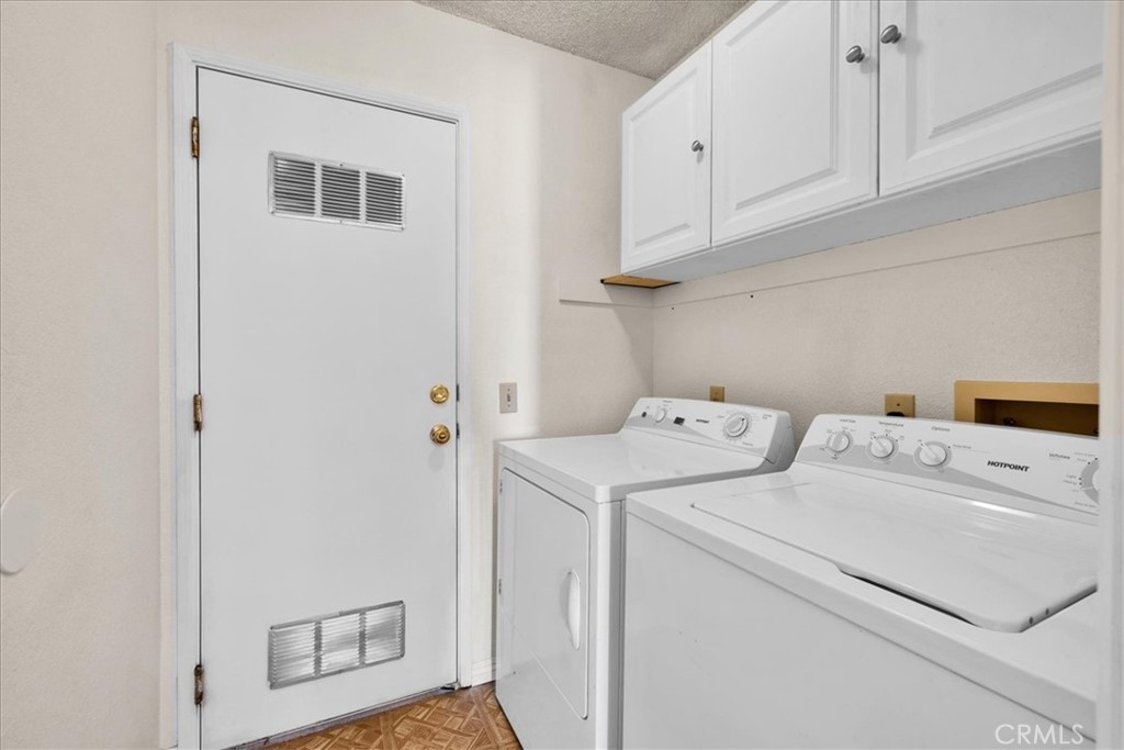5775 Hall Ln Property Photo 28