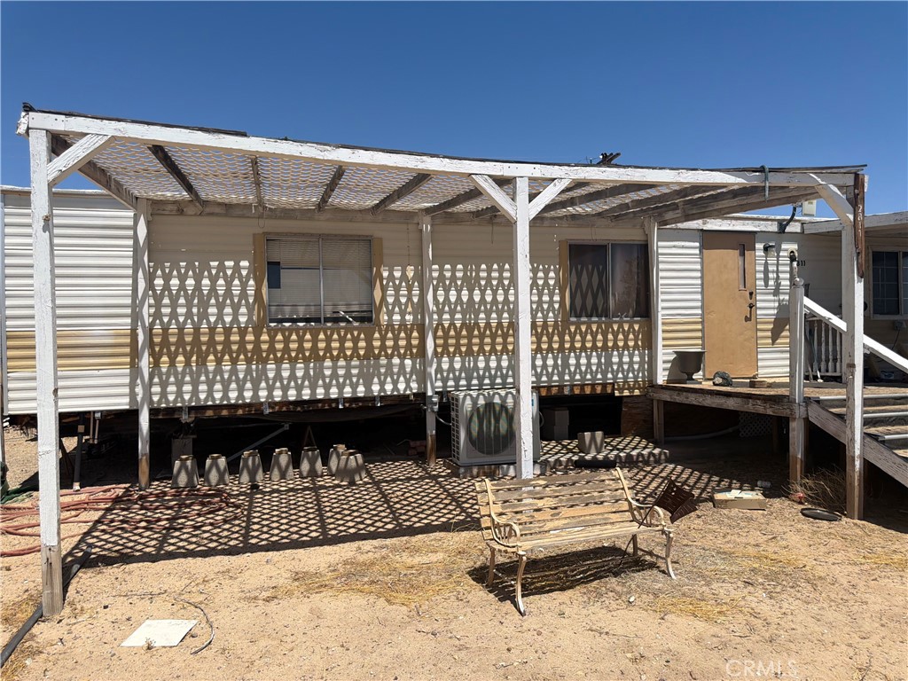 2811 Pebble Road Property Photo 2