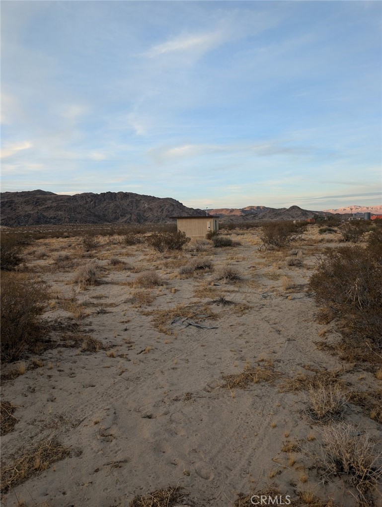 56850 Bodick Property Photo 2