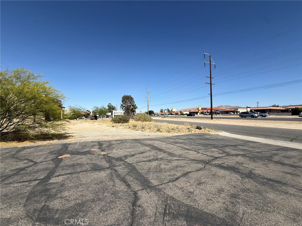 57340 29 Palms Property Photo 7