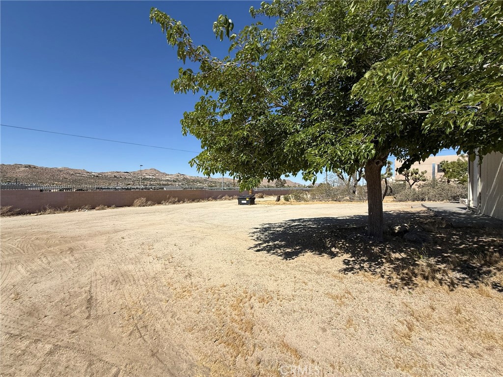 57340 29 Palms Property Photo 11