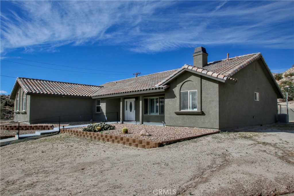6202 Mandarin Road Property Photo 1