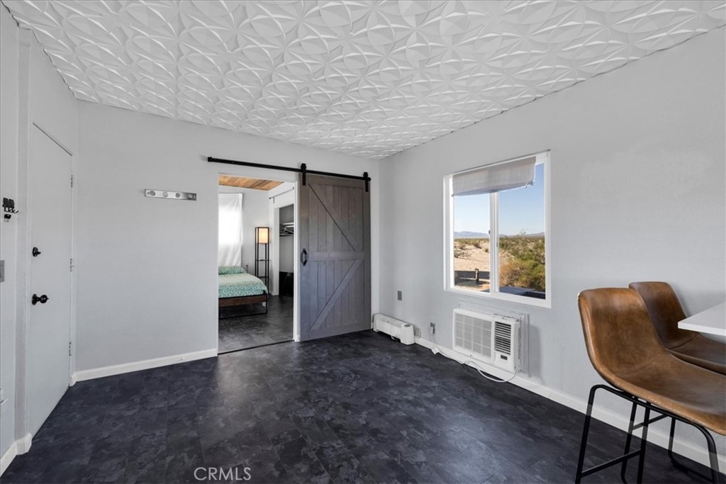 84753 Eddie Albert Property Photo 8