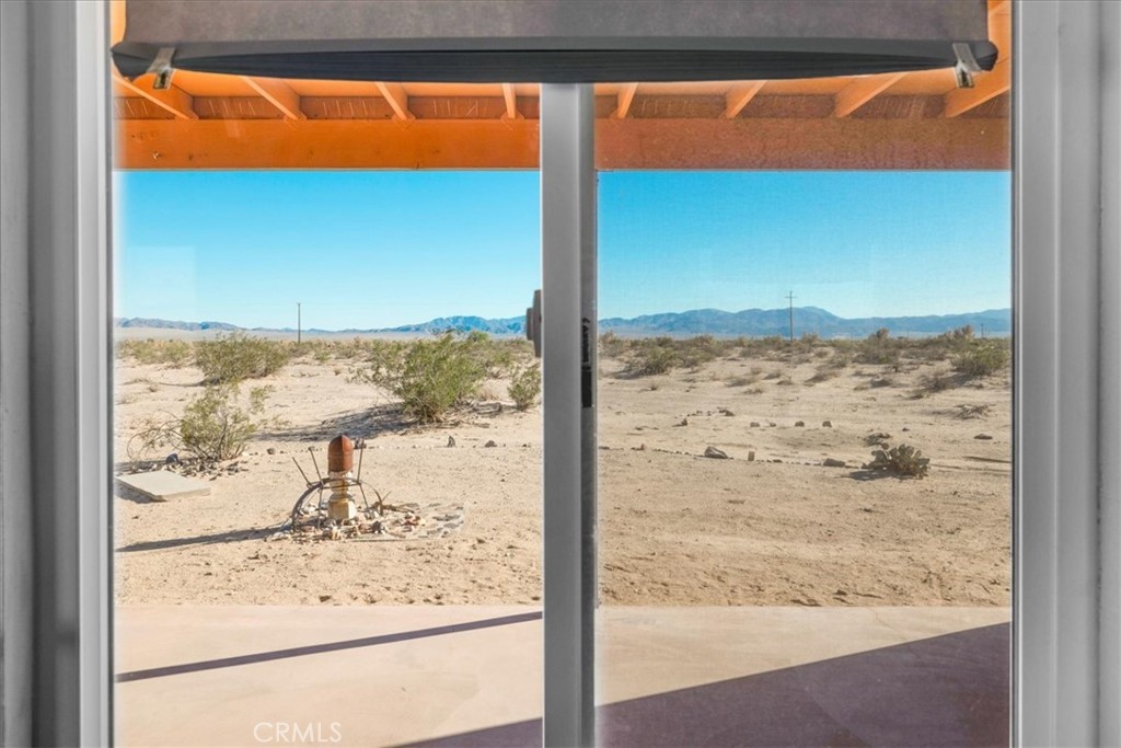 84753 Eddie Albert Property Photo 13