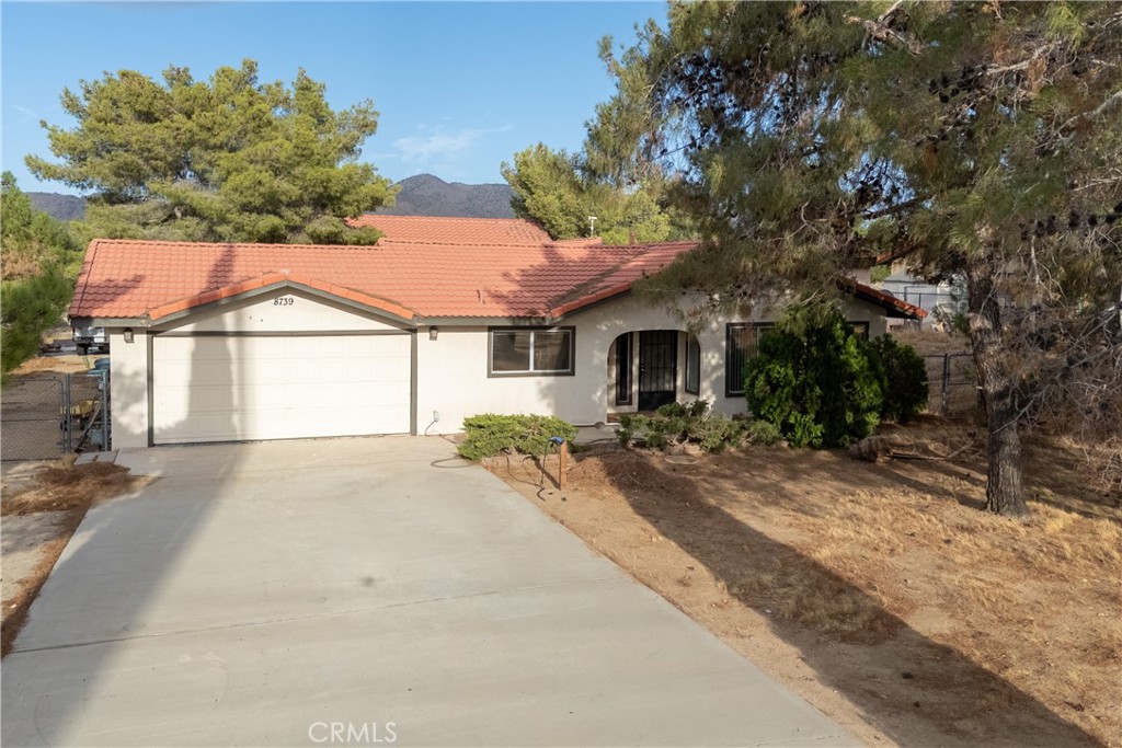 8739 Palomar Avenue Property Photo 1