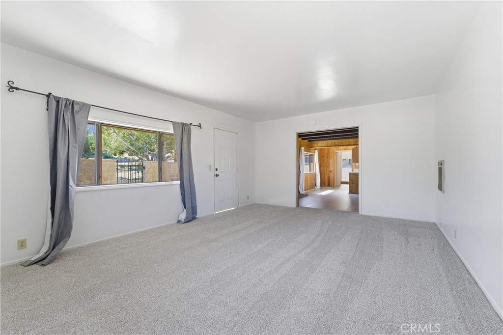 12515 Nearwood Road Property Photo 8