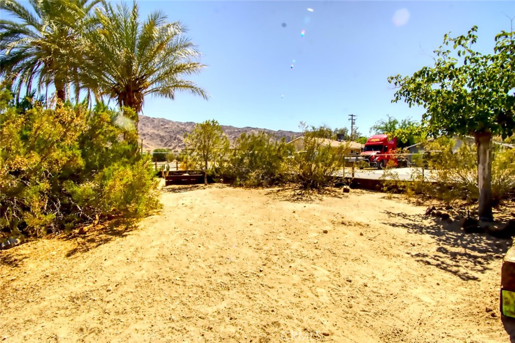 6655 Split Rock Property Photo 7
