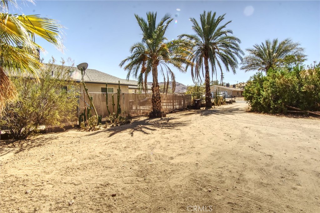 6655 Split Rock Property Photo 12