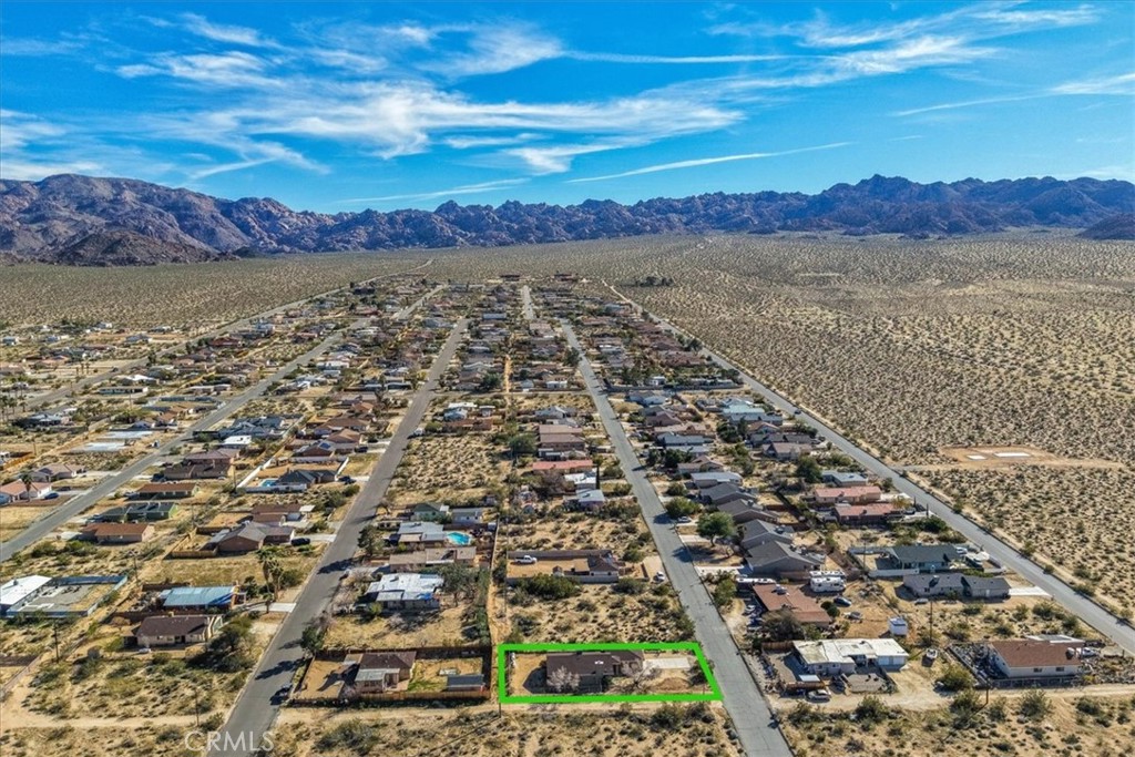 6543 Ivanpah Property Photo 28