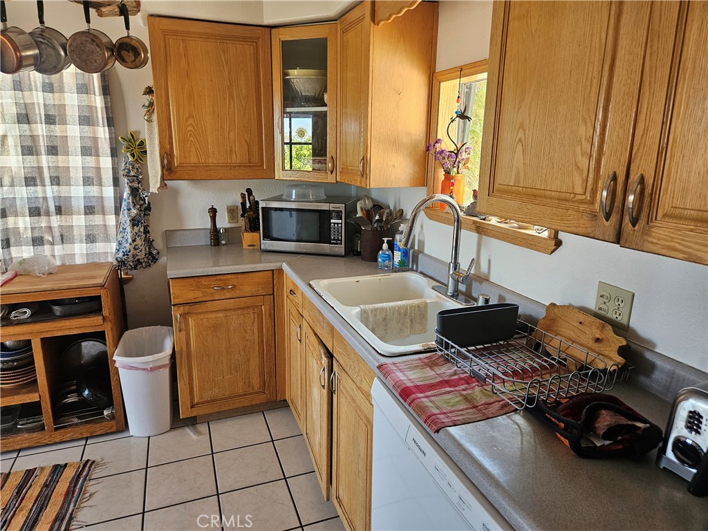 7000 Mantonya Road Property Photo 7