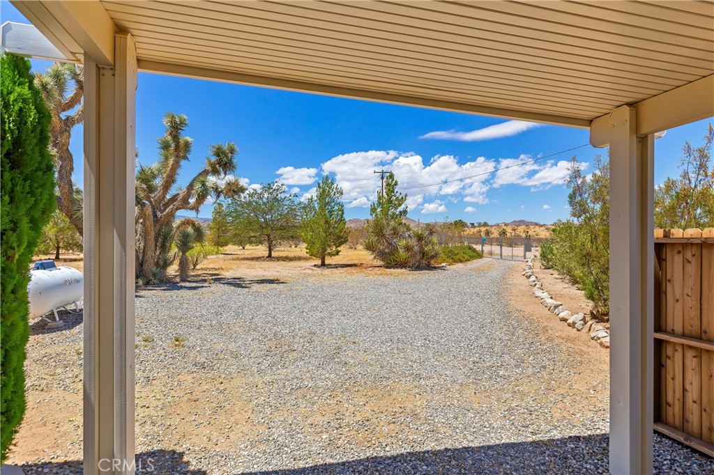 56713 Lowe Property Photo 10