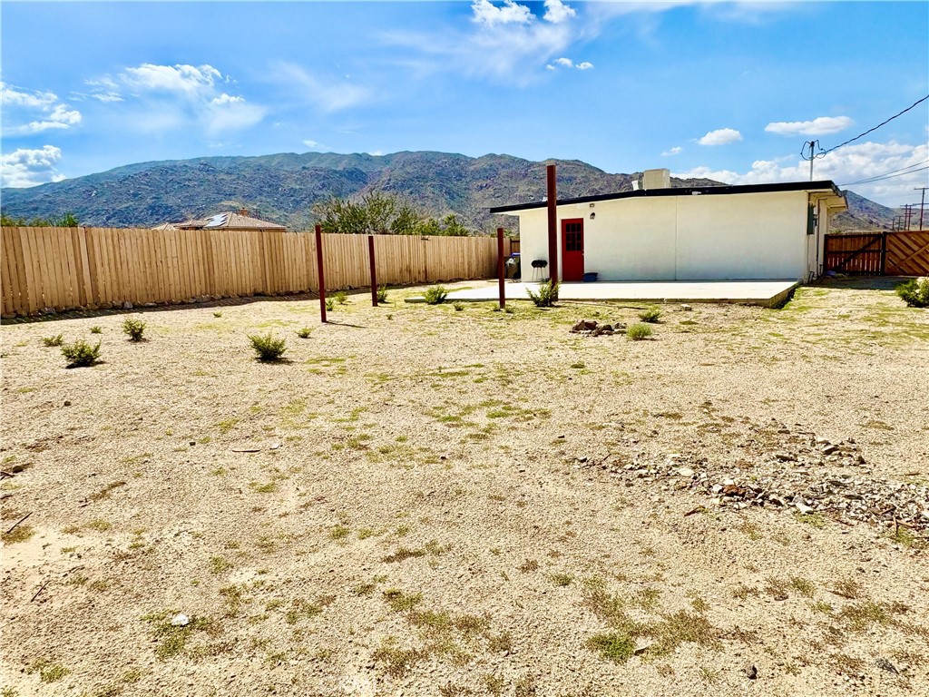 7481 Araby Property Photo 12