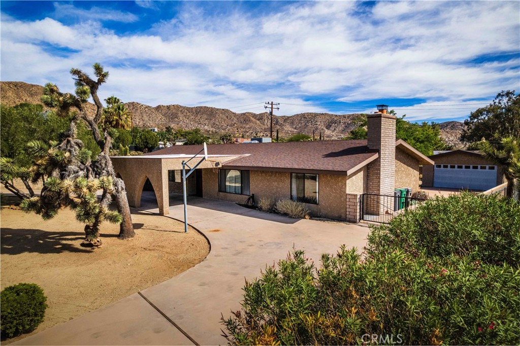 7569 San Remo Property Photo 2