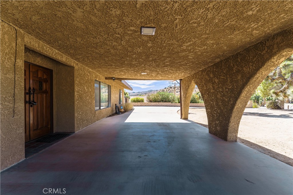 7569 San Remo Property Photo 3