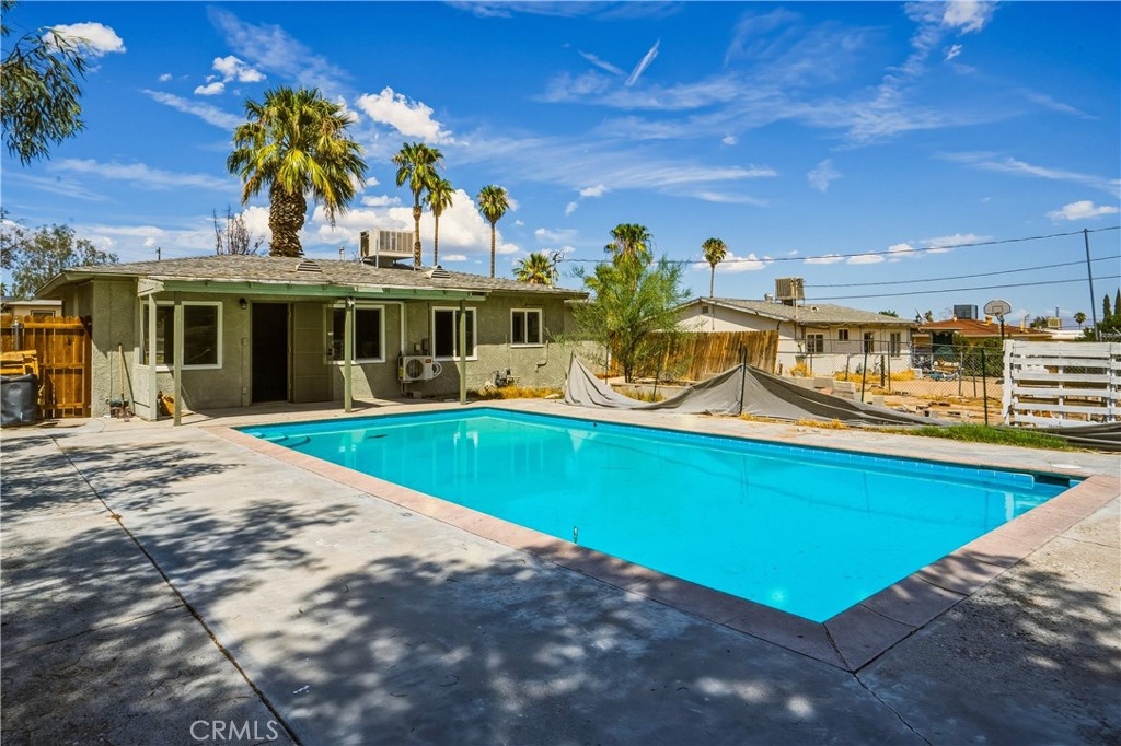 73163 Sun Valley Property Photo 3