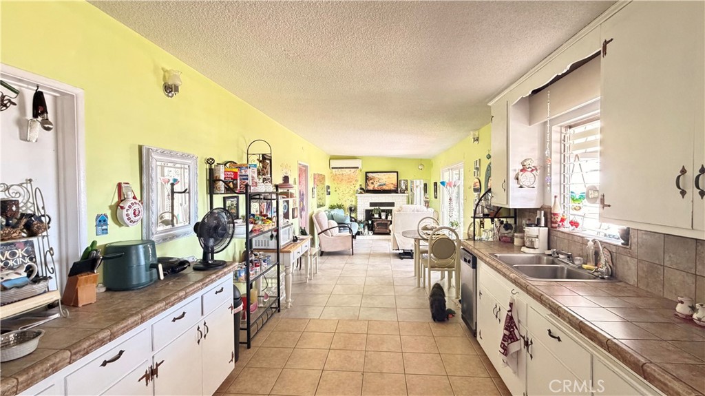 4990 Elata Avenue Property Photo 4