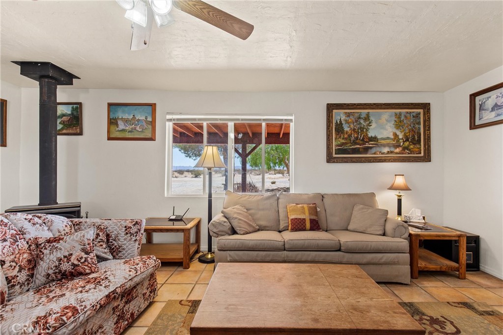 65330 Sand Trail Property Photo 11
