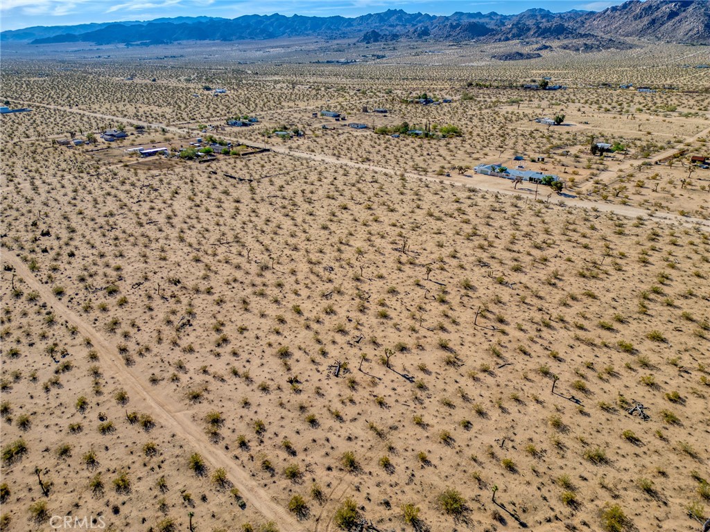 62725 2 Mile Road Property Photo 6