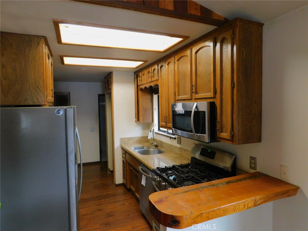 867 Ash Property Photo 7