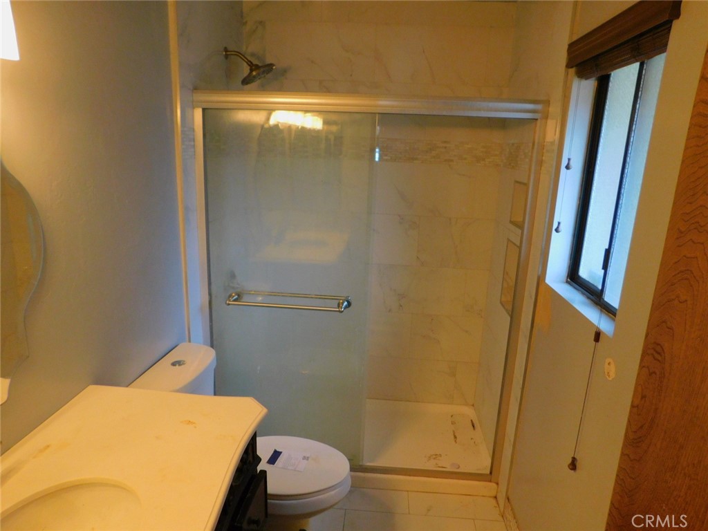 867 Ash Property Photo 13