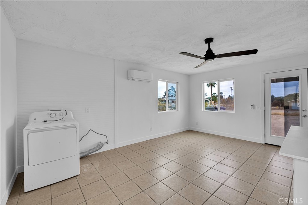 6104 Chia Avenue Property Photo 6