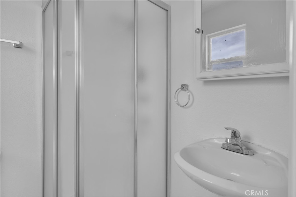 6104 Chia Avenue Property Photo 16