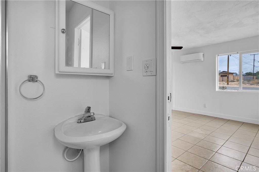 6104 Chia Avenue Property Photo 17