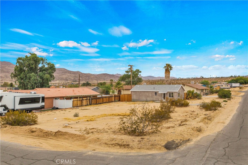 6104 Chia Avenue Property Photo 34