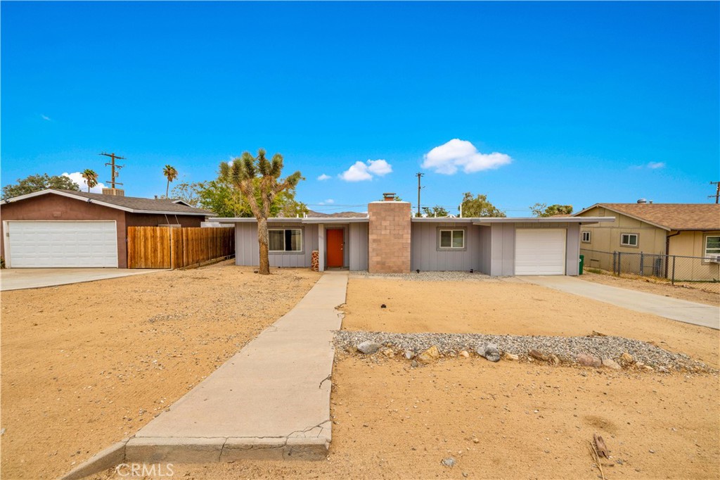 61542 Palm Vista Drive Property Photo 2
