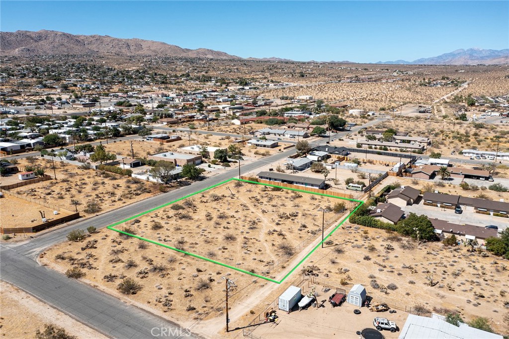 61900 Verbena Road Property Photo 9