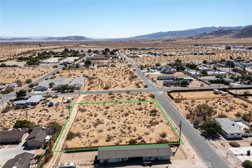 61900 Verbena Road Property Photo 15