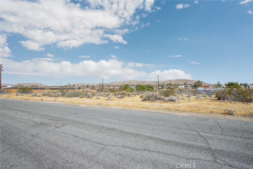 61900 Verbena Road Property Photo 17