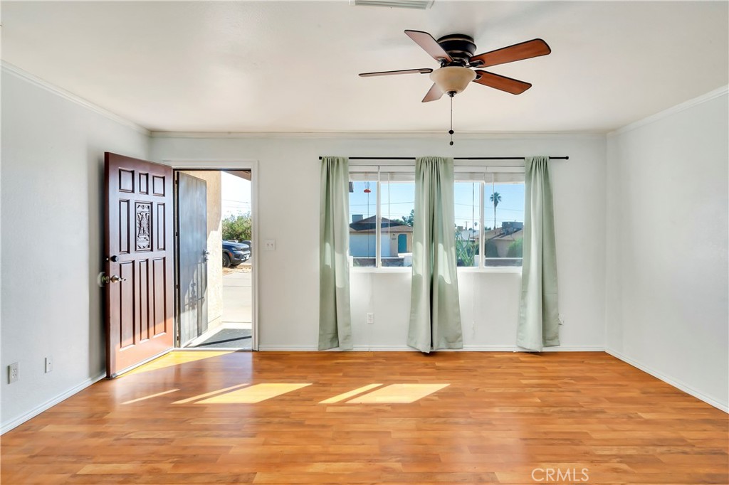 5968 Mariposa Avenue Property Photo 4