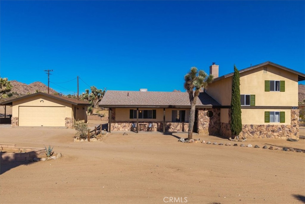 8715 Desert Shadows Road Property Photo 5