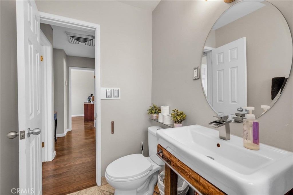 61537 Valley View Drive Property Photo 7