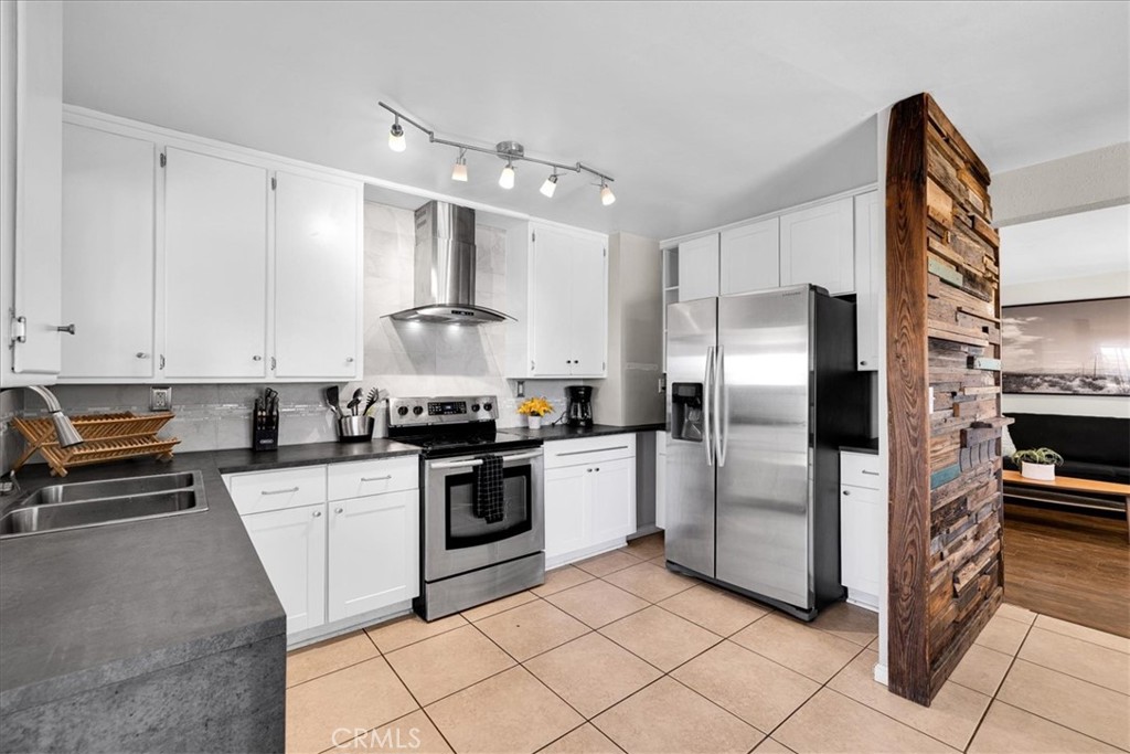 61537 Valley View Drive Property Photo 17