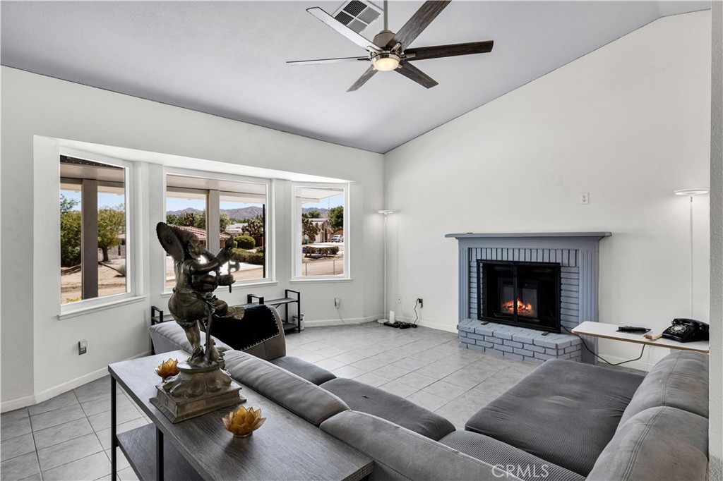 8264 Balsa Avenue Property Photo 9