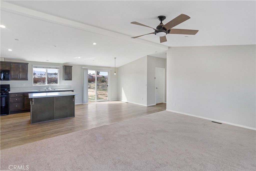 3614 Surrey Avenue Property Photo 6