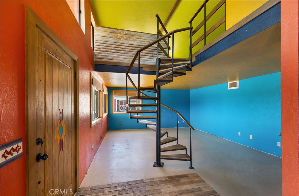 10219 N Star Property Photo 4