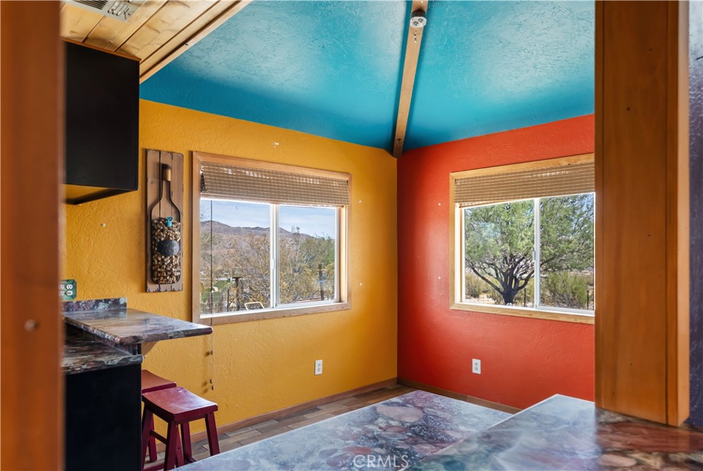 10219 N Star Property Photo 12
