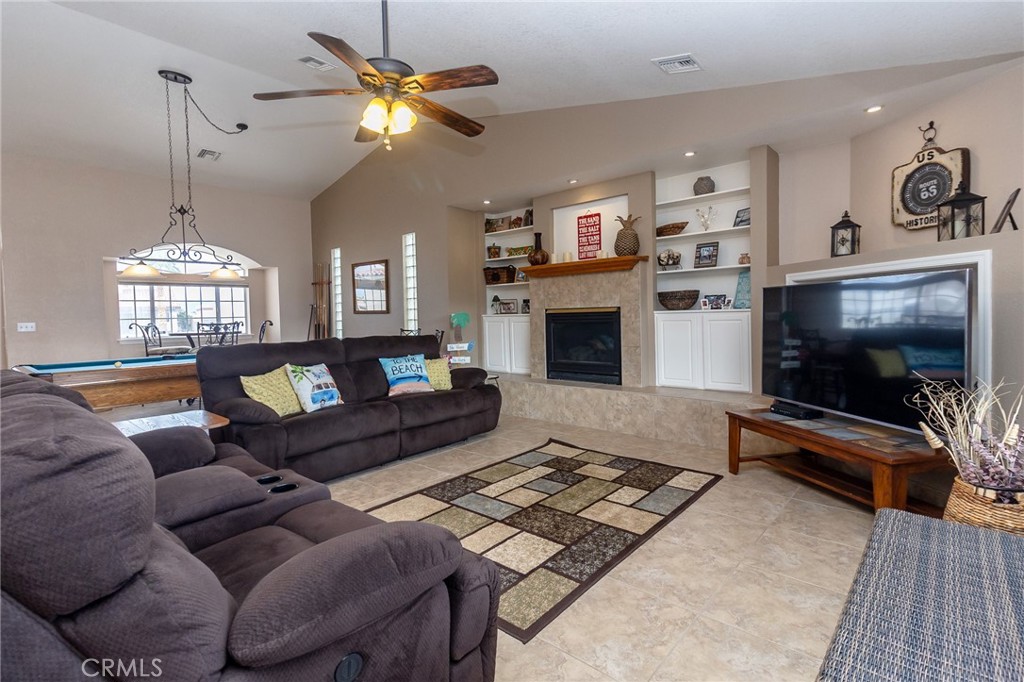 915 Beach Drive Property Photo 16
