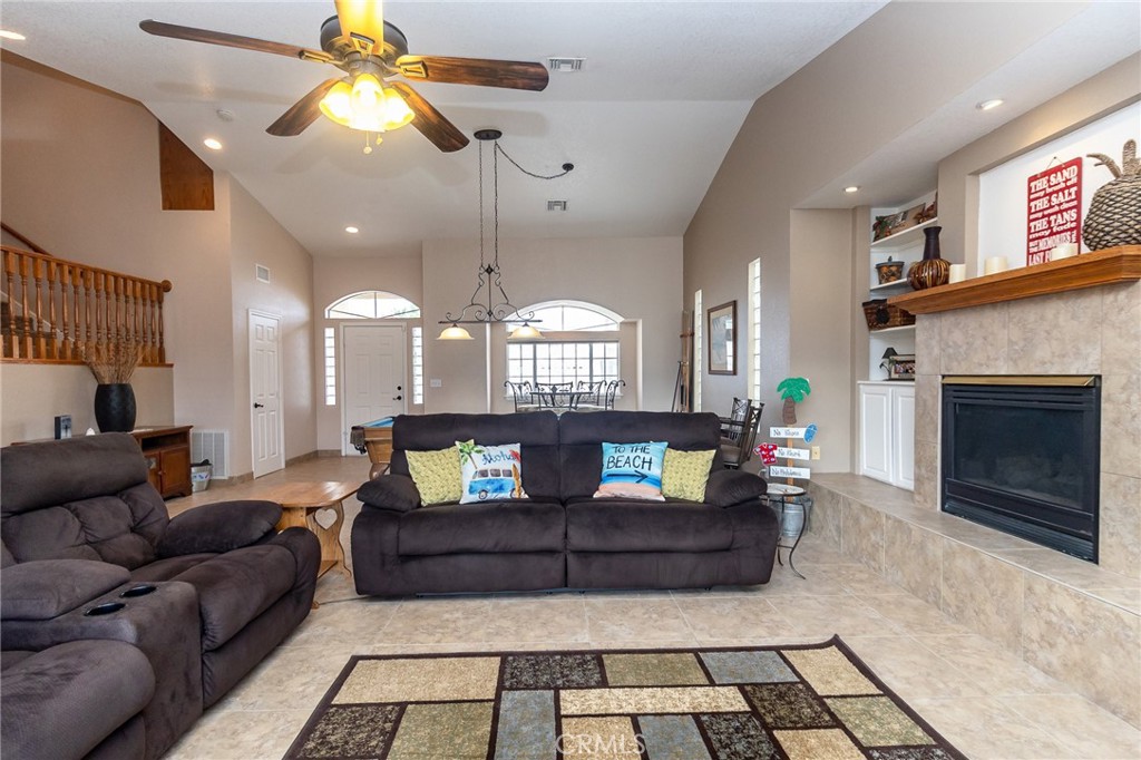 915 Beach Drive Property Photo 17